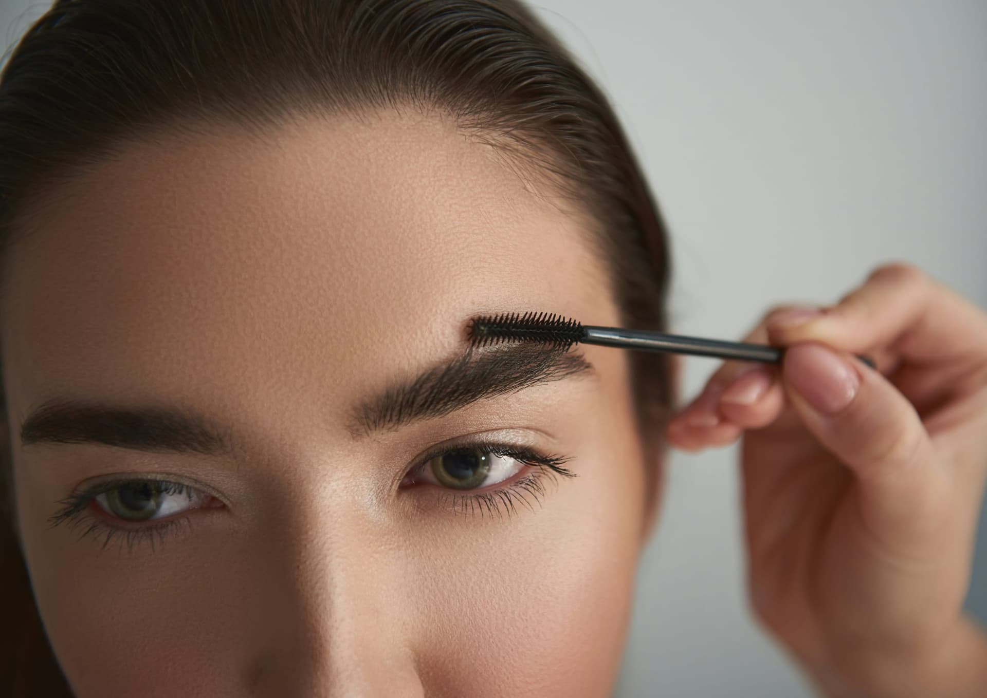 Brow Sculpting Hacks for Everyday Wear