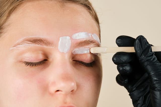 Brow waxing service